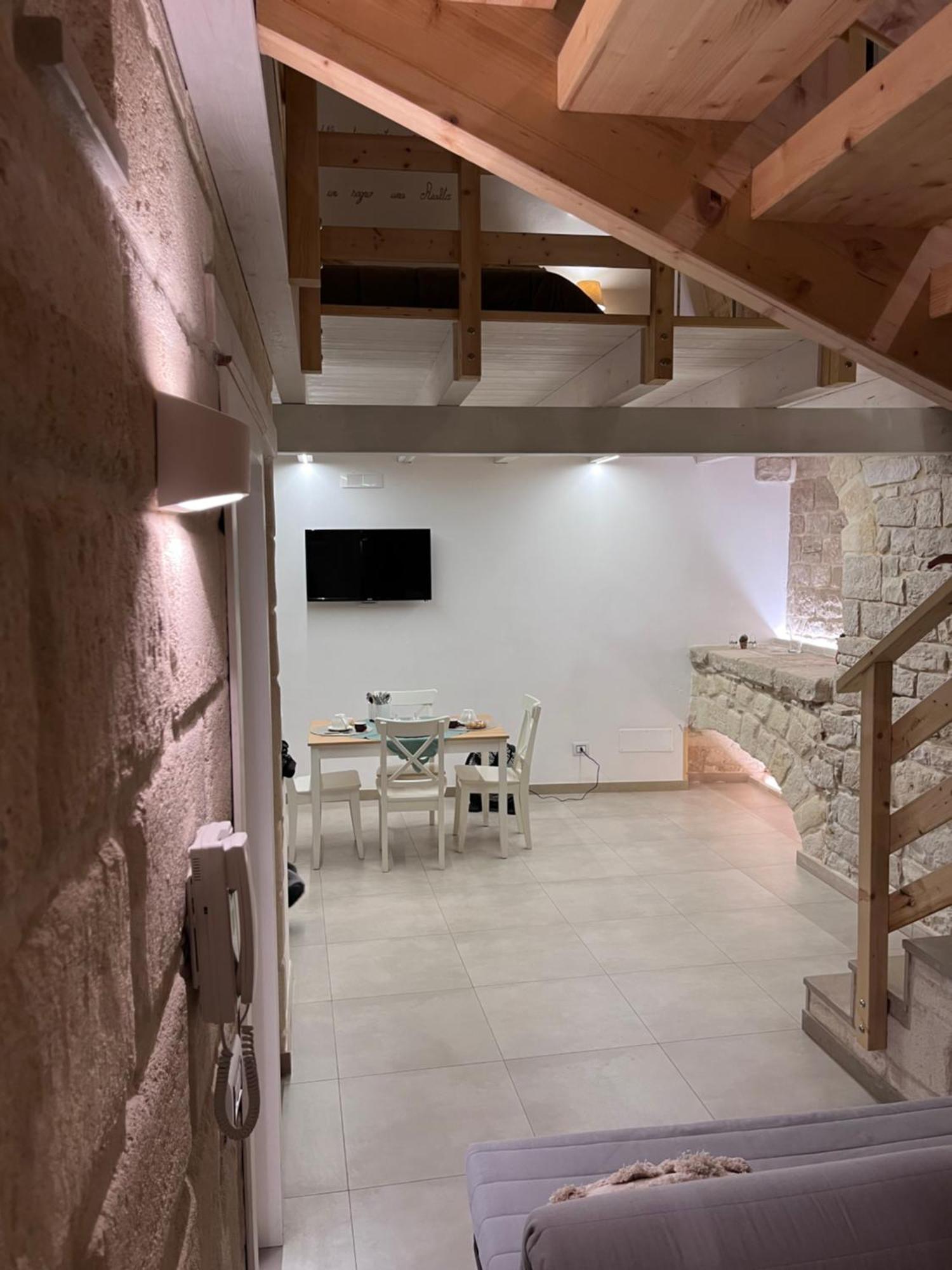 Epoca Suite House تراني المظهر الخارجي الصورة