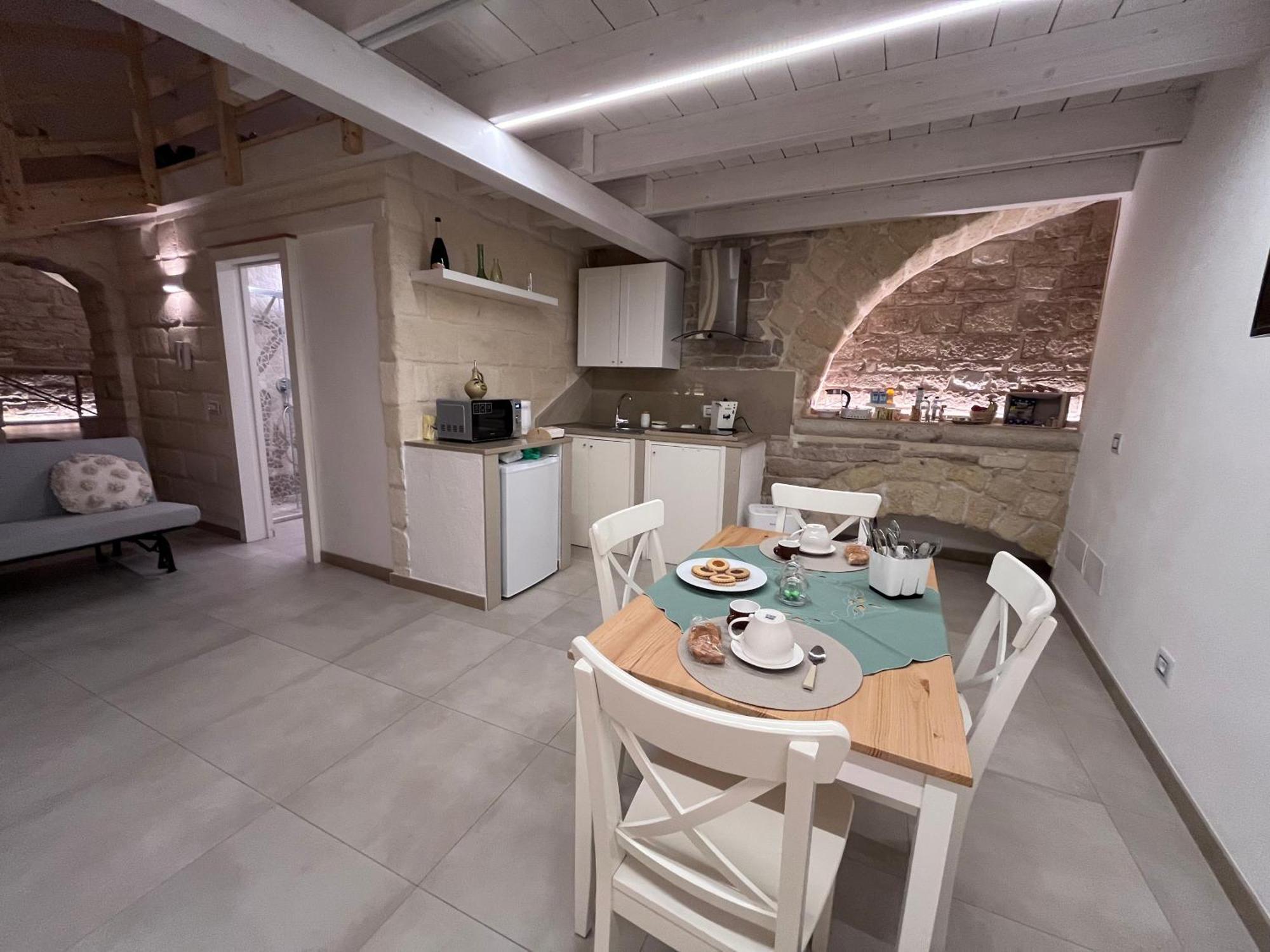 Epoca Suite House تراني المظهر الخارجي الصورة